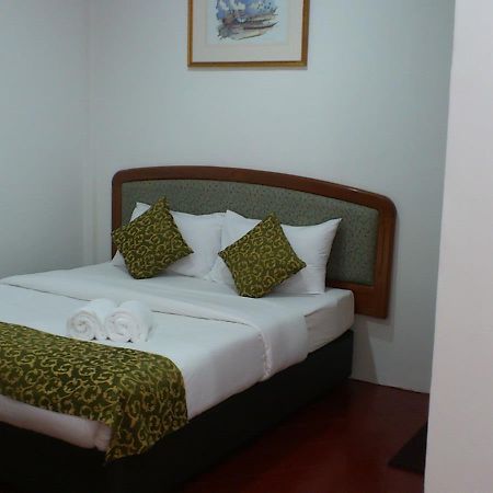 Oyo 89562 Hotel Shalimar Kuala Lumpur Exterior foto